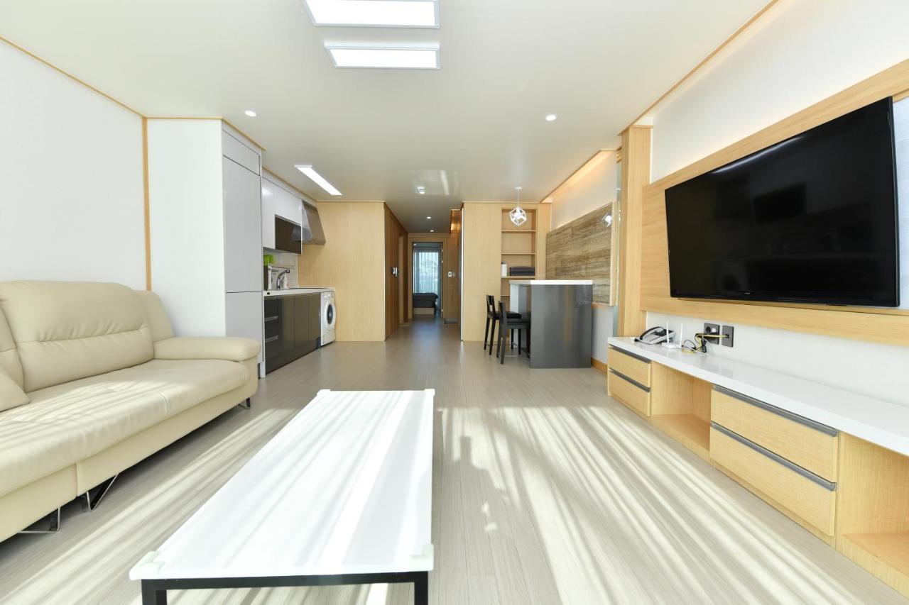 Sokcho Daemyung Heidi Pension Екстер'єр фото